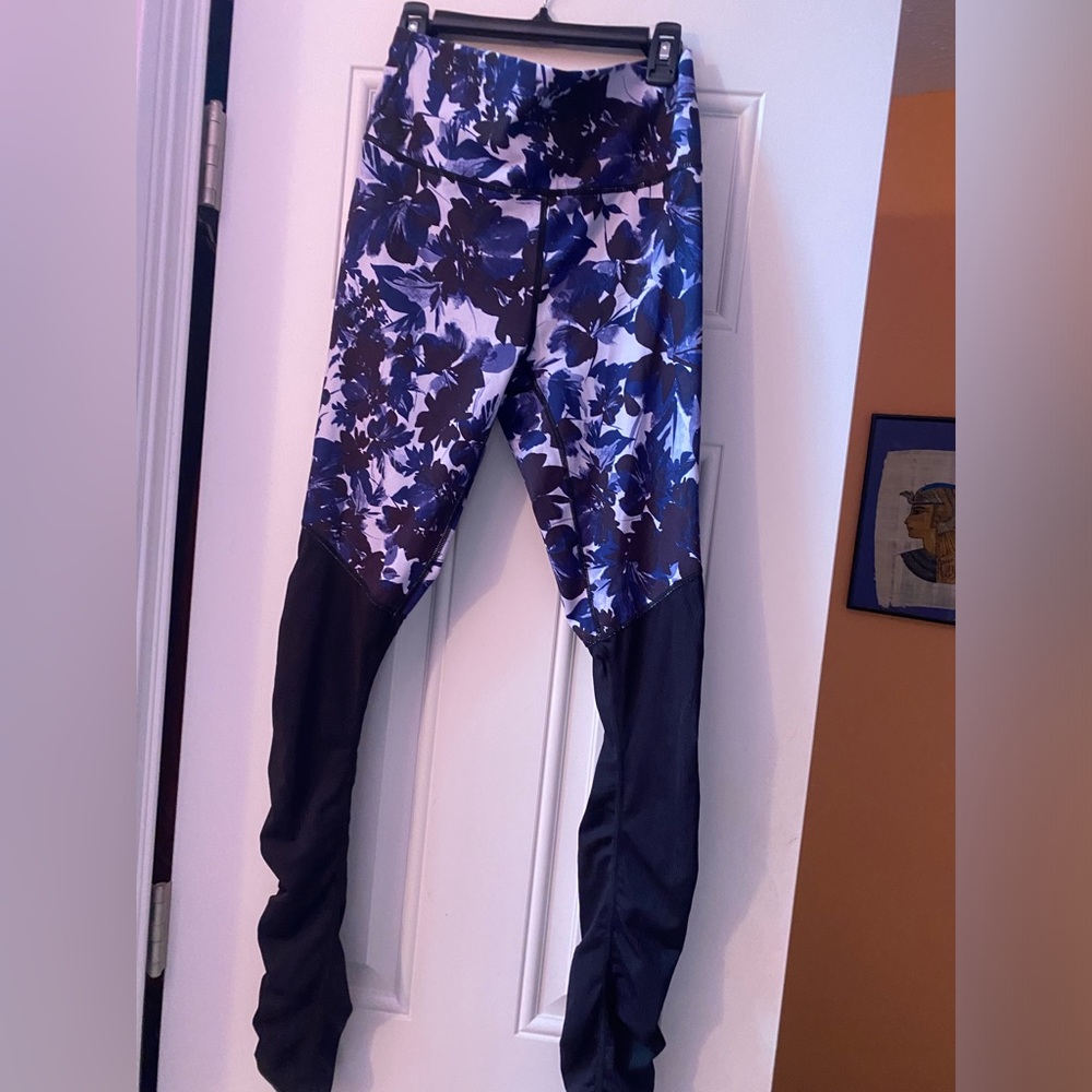 Fabletics floral leggings